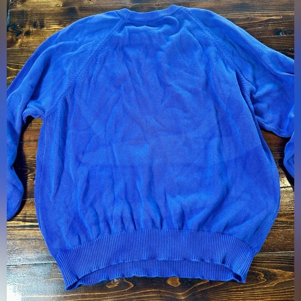 Vintage Men’s United Colors of Benetton sweater. 100% cotton, size large